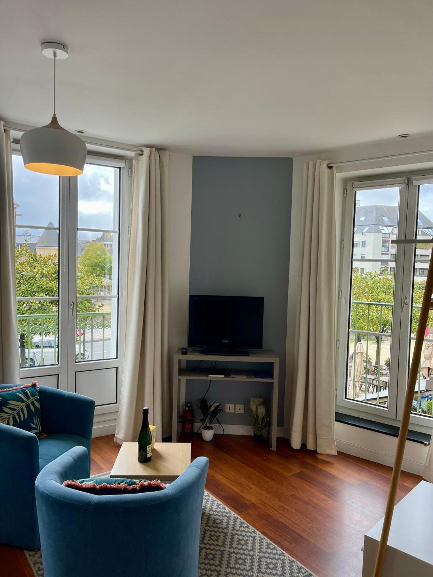 Le Balcon De La Place Appartement